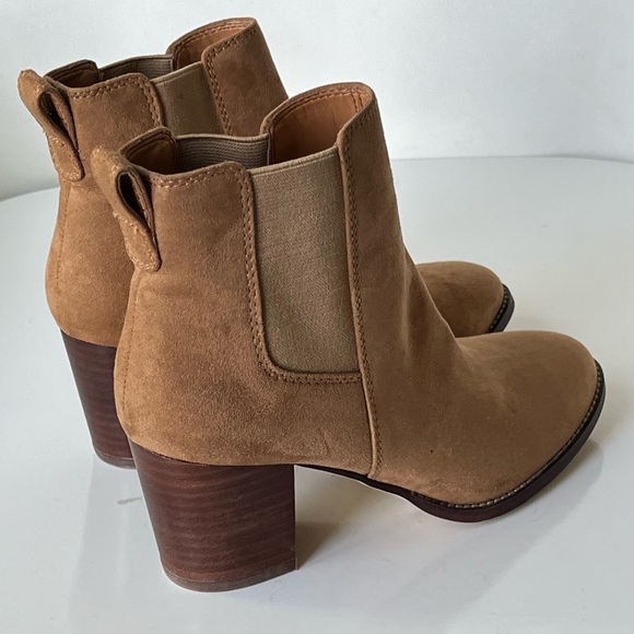 J.Crew Rory Tan Microsuede Heeled Ankle Boots Booties Size 6 - Picture 2 of 15